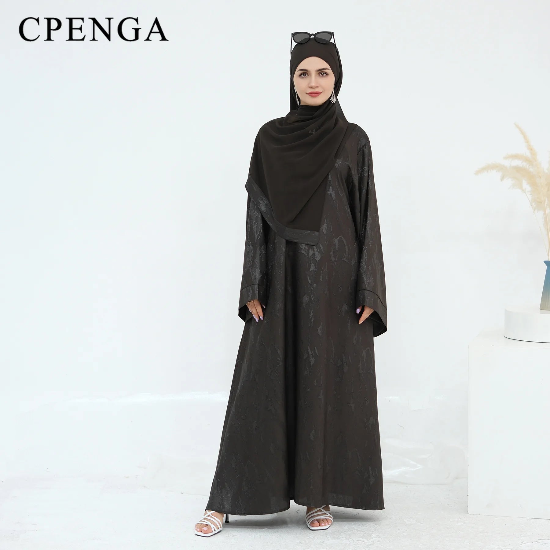 Stylish Abaya Dress for Muslim Women Turkey Inspired Modest Floral Jacquard Long Sleeve Prayer Gown Elegant Fall Islam Clothing