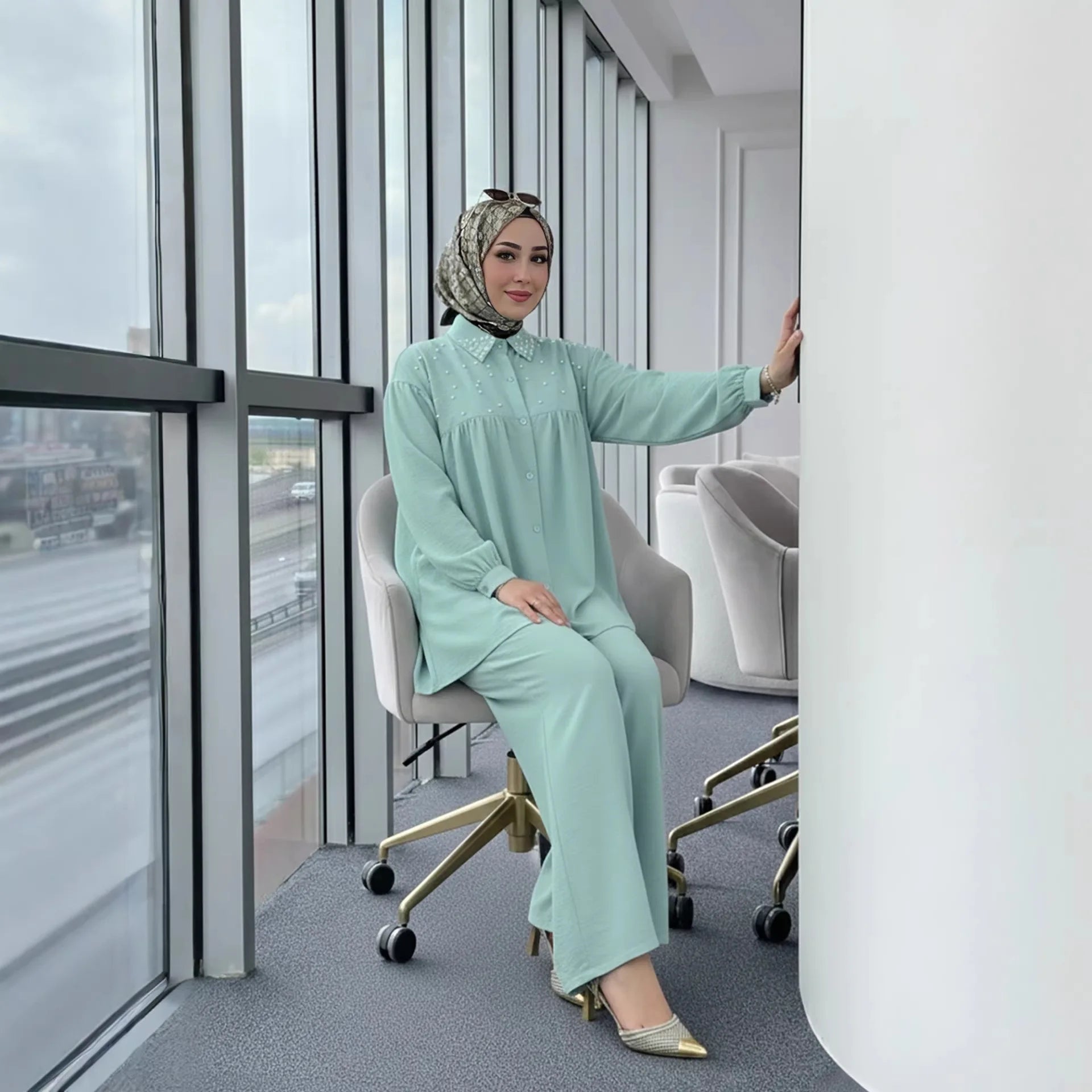 2PCS Eid Muslim Sets for Women Beaded Shirt and Pants Islam Clothing Turkey Abaya Tops Trousers Ramadan Outfits Femme Ensembles