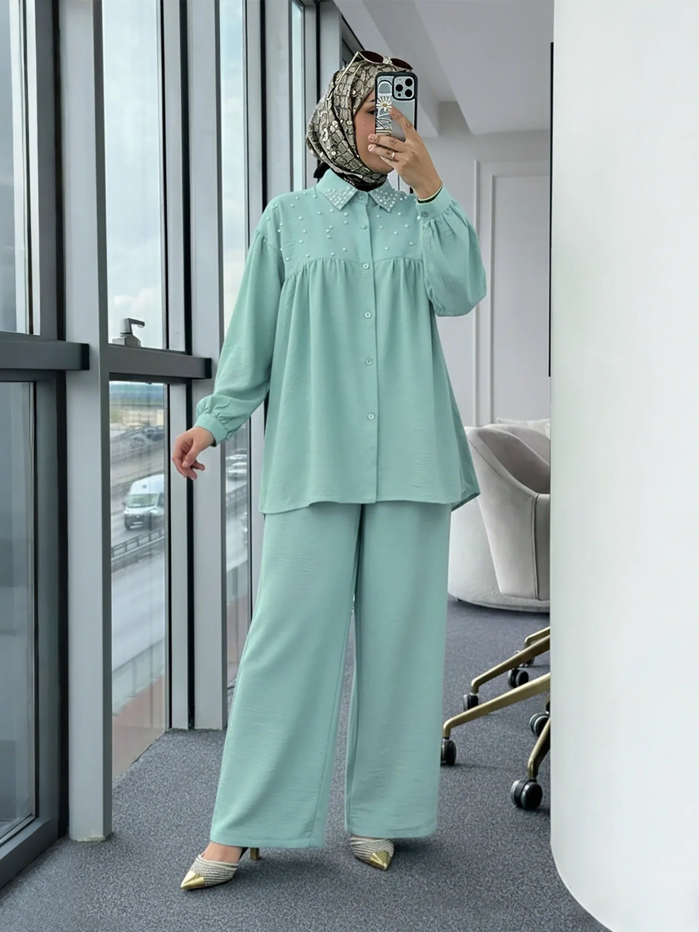 2PCS Eid Muslim Sets for Women Beaded Shirt and Pants Islam Clothing Turkey Abaya Tops Trousers Ramadan Outfits Femme Ensembles